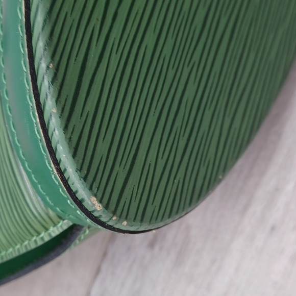 Louis Vuitton Saint Jacques Green Epi - Picture 11 of 15